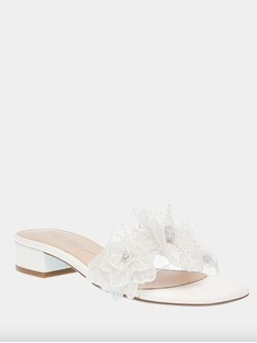 Betsey Johnson White Floral Appliqué Slide Sandals